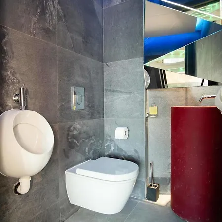 Luxury Penthouse With A Sea View 公寓