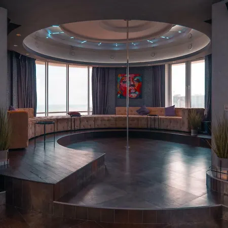 아파트 Luxury Penthouse With A Sea View 오데사