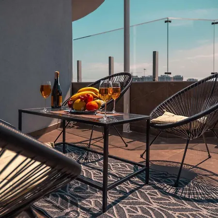 Apartment Fainorent Luxury Penthouse в гагарін плаза найкраща терраса, прямий вид, джакузи, аркадія Odessa