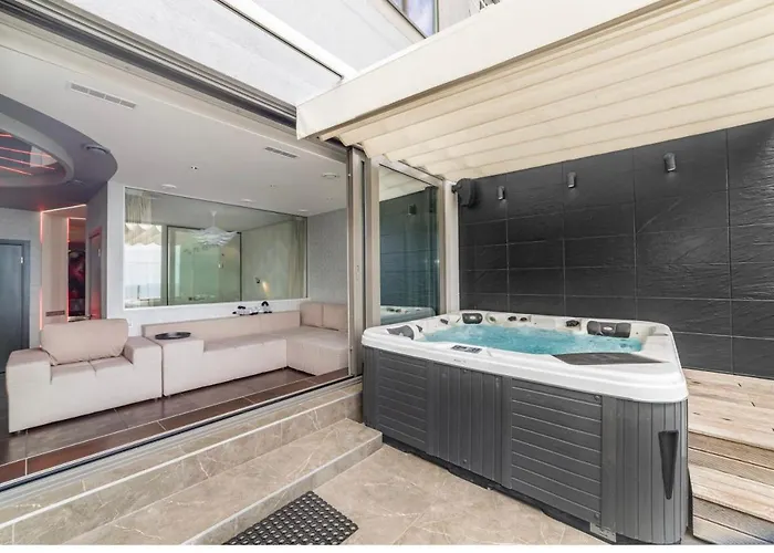 Apartman Luxury Penthouse With A Sea View